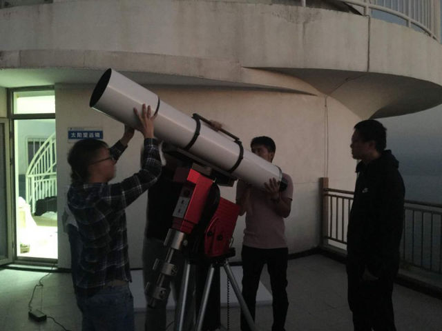 Picture of APM - Telescope APO Triplet Refractor 203mm F/7 with 2.7" ZTA