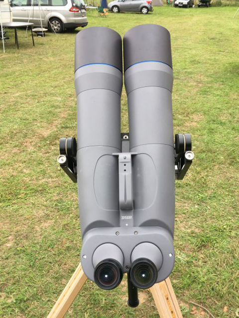 Bild von APM-SA 120 mm 90° Fernglas mit 1,25" Wechselokularaufnahme