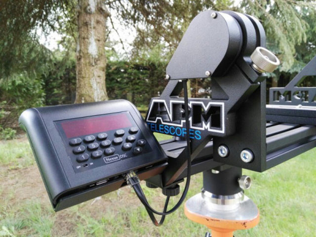 Picture of APM Gabelmontierung mit AMT Encoder- für Großferngläser