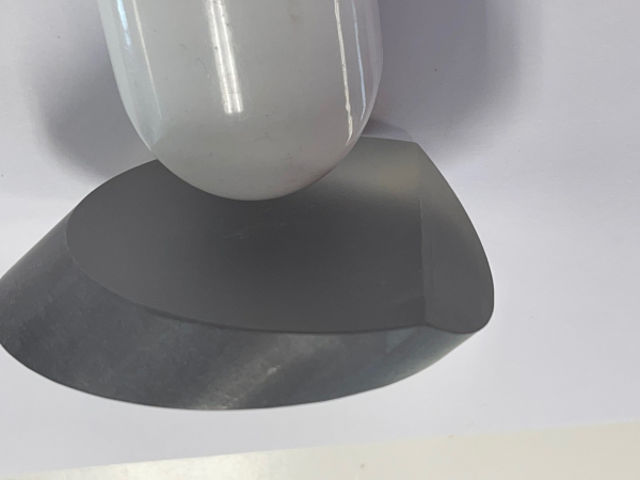 Picture of High quality elliptical plane mirror small axis 48 mm, thickness 12 mm