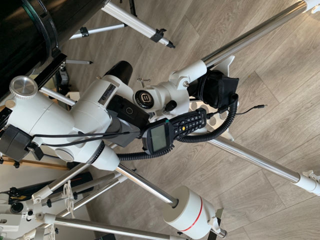 Picture of Bresser EXOS2 Goto mount with tripod