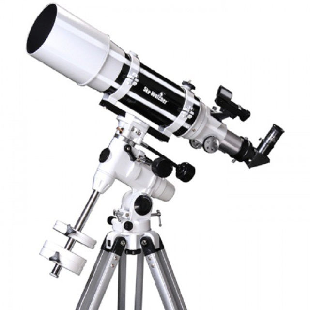 Bild von Skywatcher Startravel 120 Refraktor Teleskop auf N-EQ3
