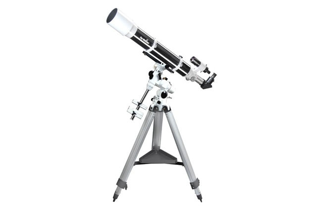 Picture of Skywatcher EVOSTAR-120 with EQ3-2 mount