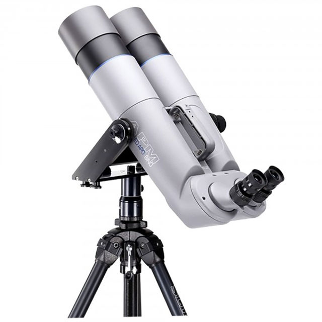 Picture of APM 100 mm SD APO Binokular 90° FCD100 doublet with set eyepieces UF24