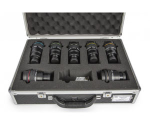 Picture of Baader Hyperion eyepiece set - 7x 1.25" wide angle in a case