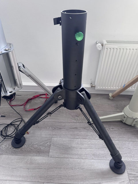Picture of Skywatcher EQ8 Pier withoput top plate