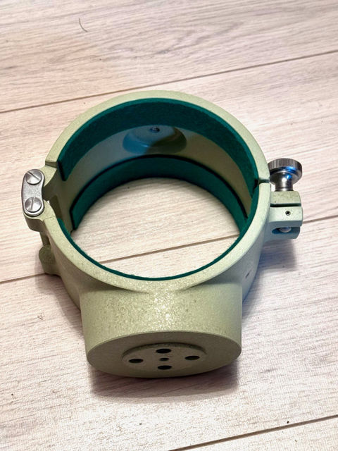 Picture of TUBE RING FOR TAKAHASHI FSQ-106ED and TSA 120, for tube diameter 125 mm, used